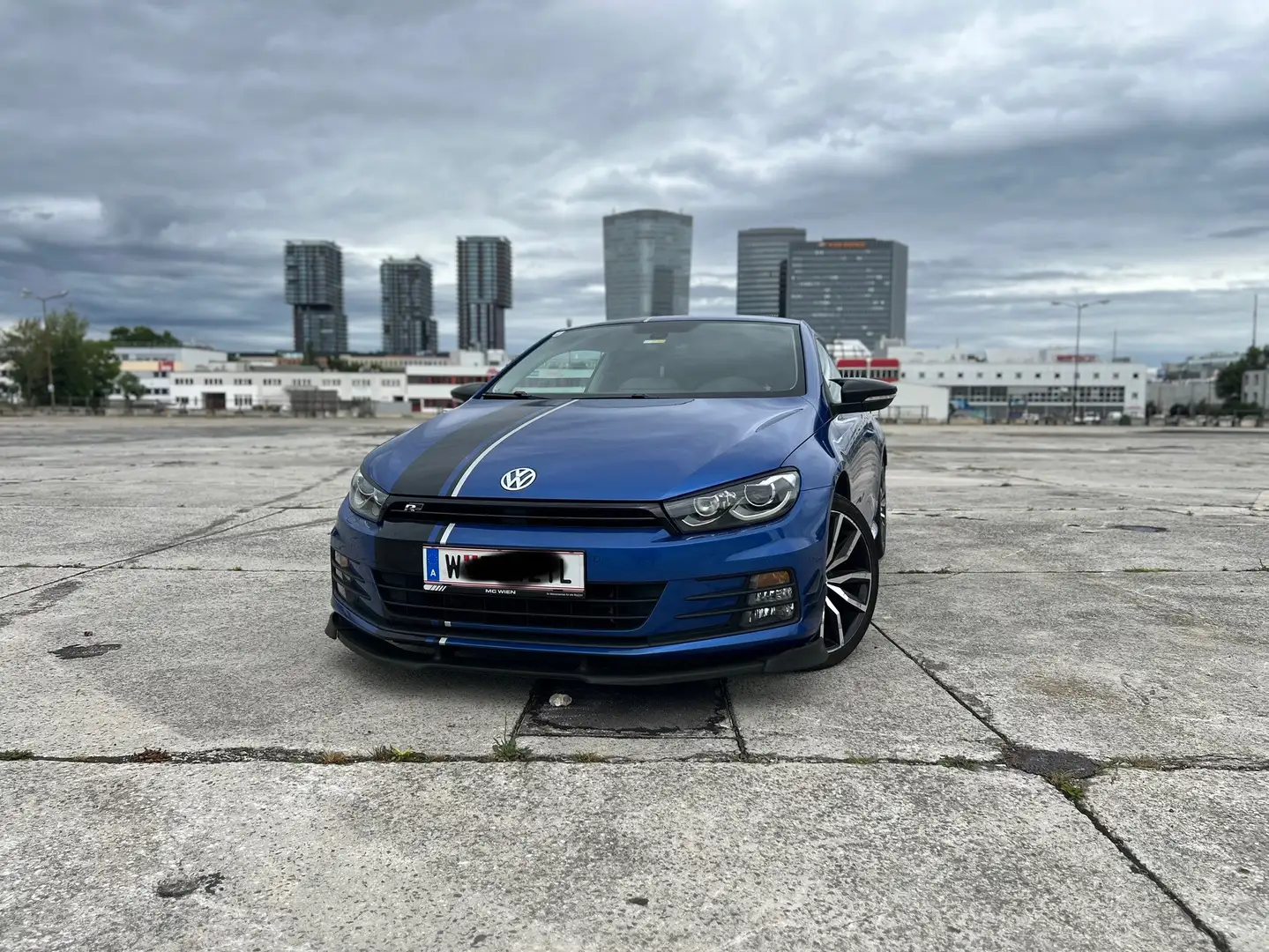 Volkswagen Scirocco 1,4 TSI BMT R- Line Bleu - 1