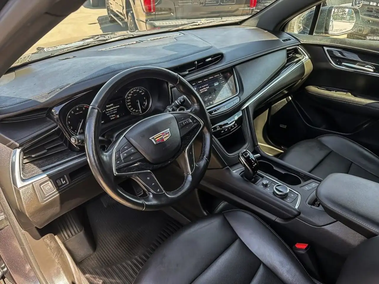 Cadillac XT5 снимка Cadillac XT5