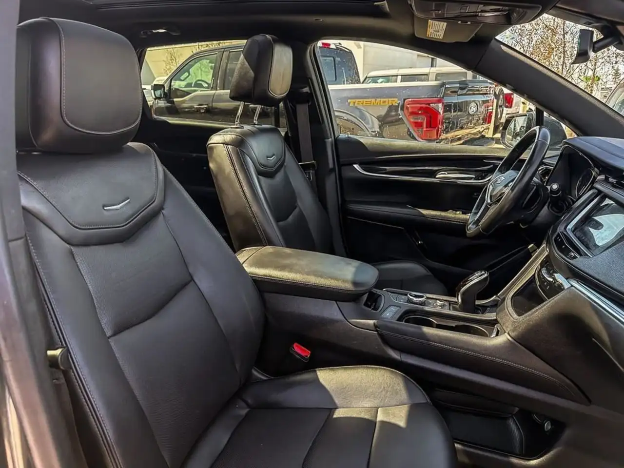 Cadillac XT5 снимка Cadillac XT5