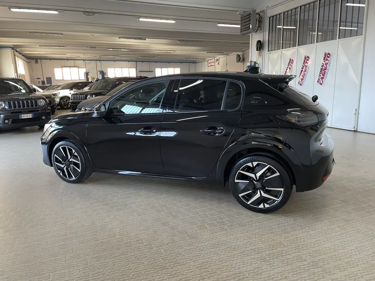 Peugeot 208 1.2 hybrid GT 145cv e-dcs 6 Auto 2025 Nero Perla 6