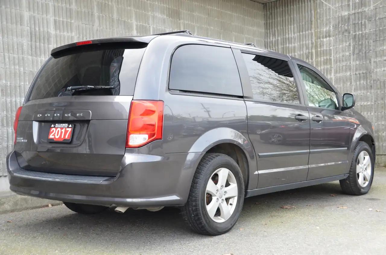 Dodge Grand Caravan снимка Dodge Grand Caravan