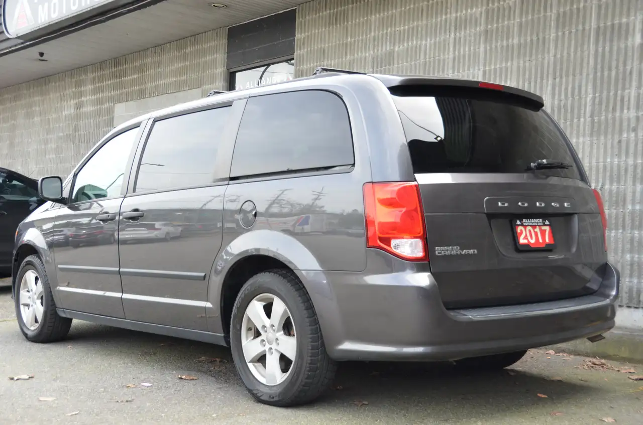 Dodge Grand Caravan снимка Dodge Grand Caravan