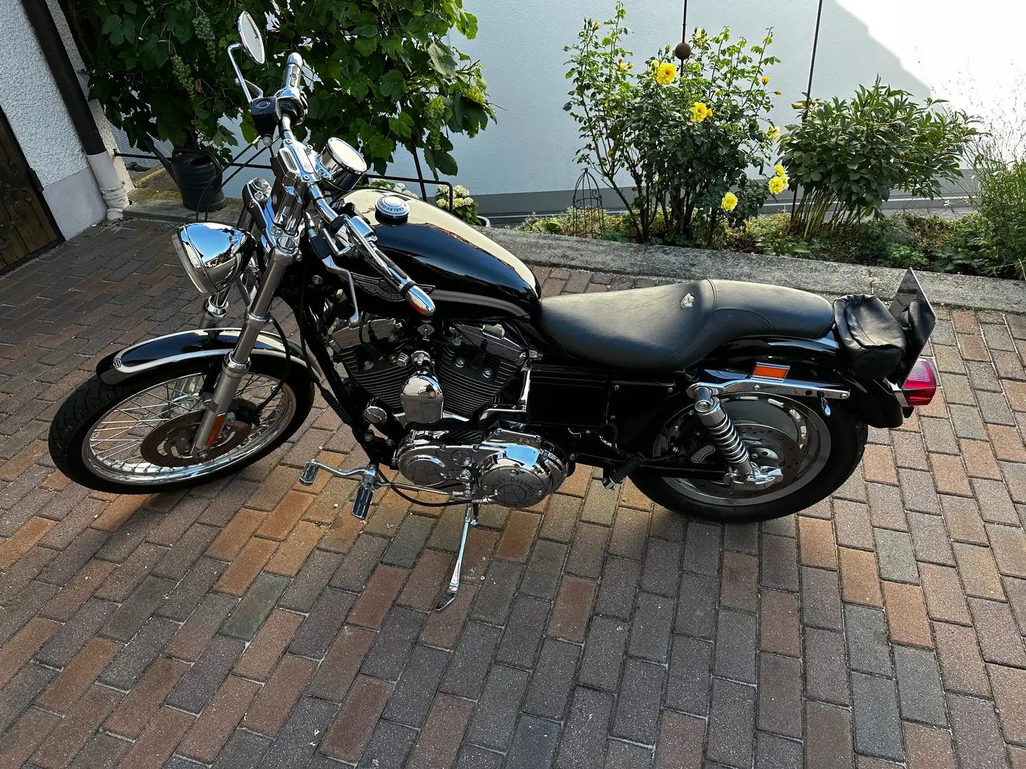 Harley-Davidson Sportster 1200 XL custom, 100 Jahre Schwarz - 2