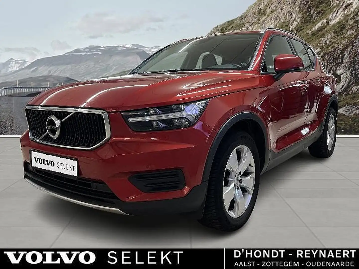Volvo XC40 Momentum Pro D3 Rouge - 1