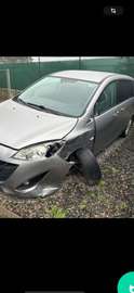1.8L BENZINE. 114500 KM. 2013. 7-PLATS. 1900 EURO