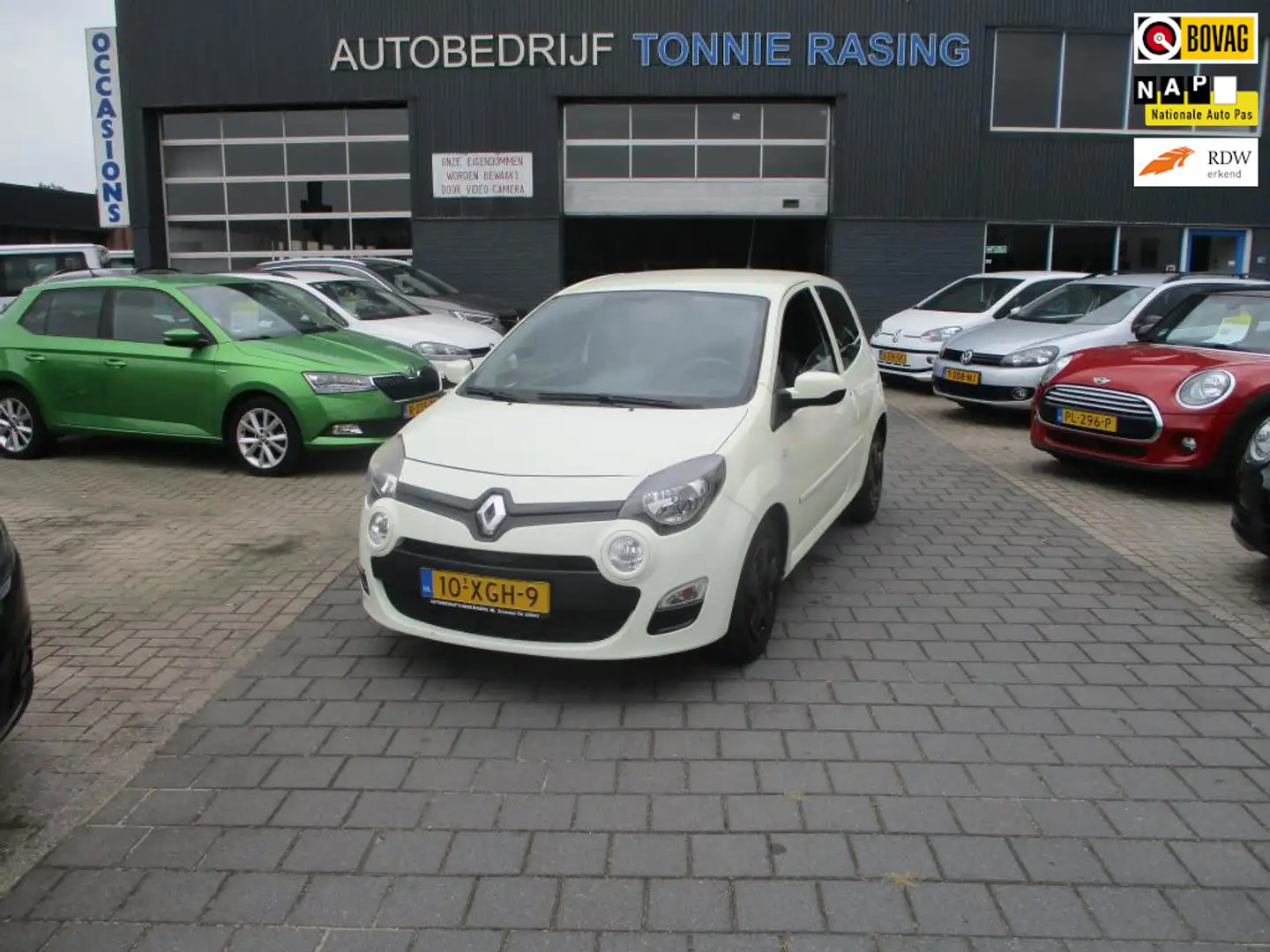 Renault Twingo 1.2 16V Collection Geel - 1