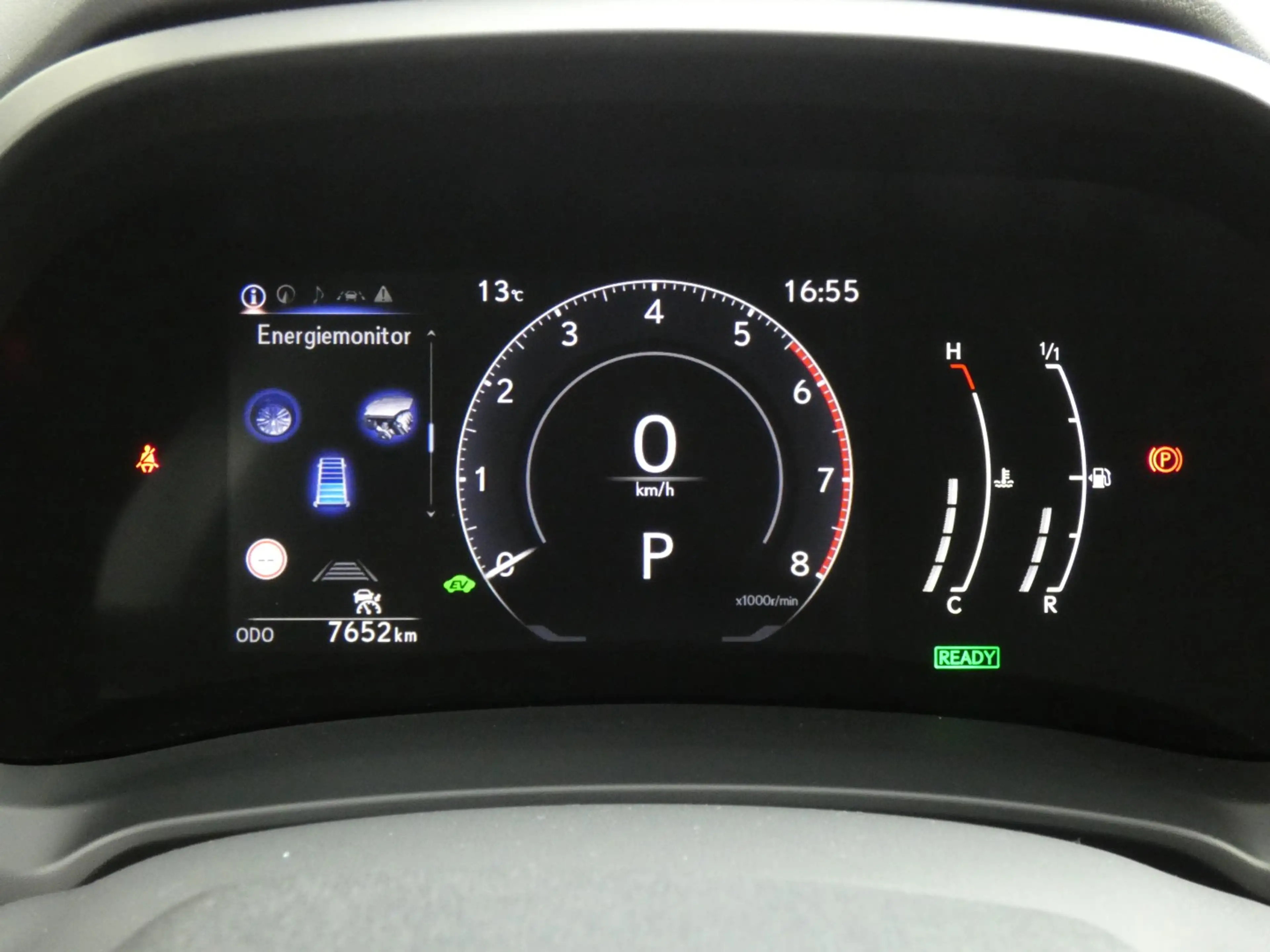 Lexus LBX Hybrid GPS +Parkeercamera +Adaptive cruise control — photo 15