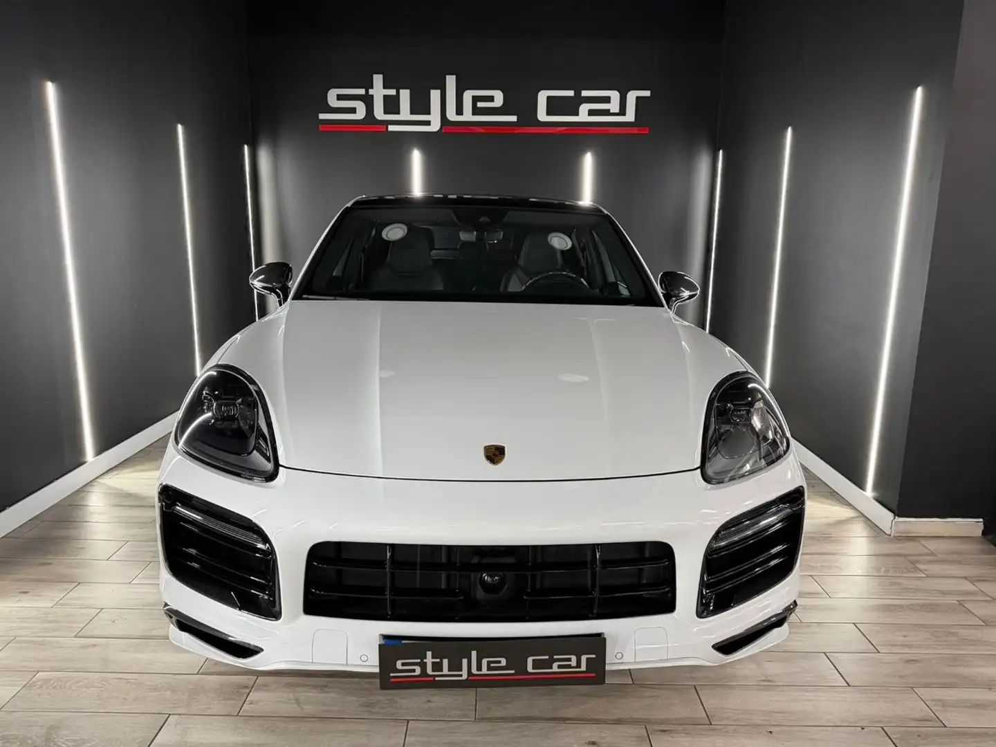 Porsche Cayenne E-Hybrid Platinum Edition Aut. Blanco - 2
