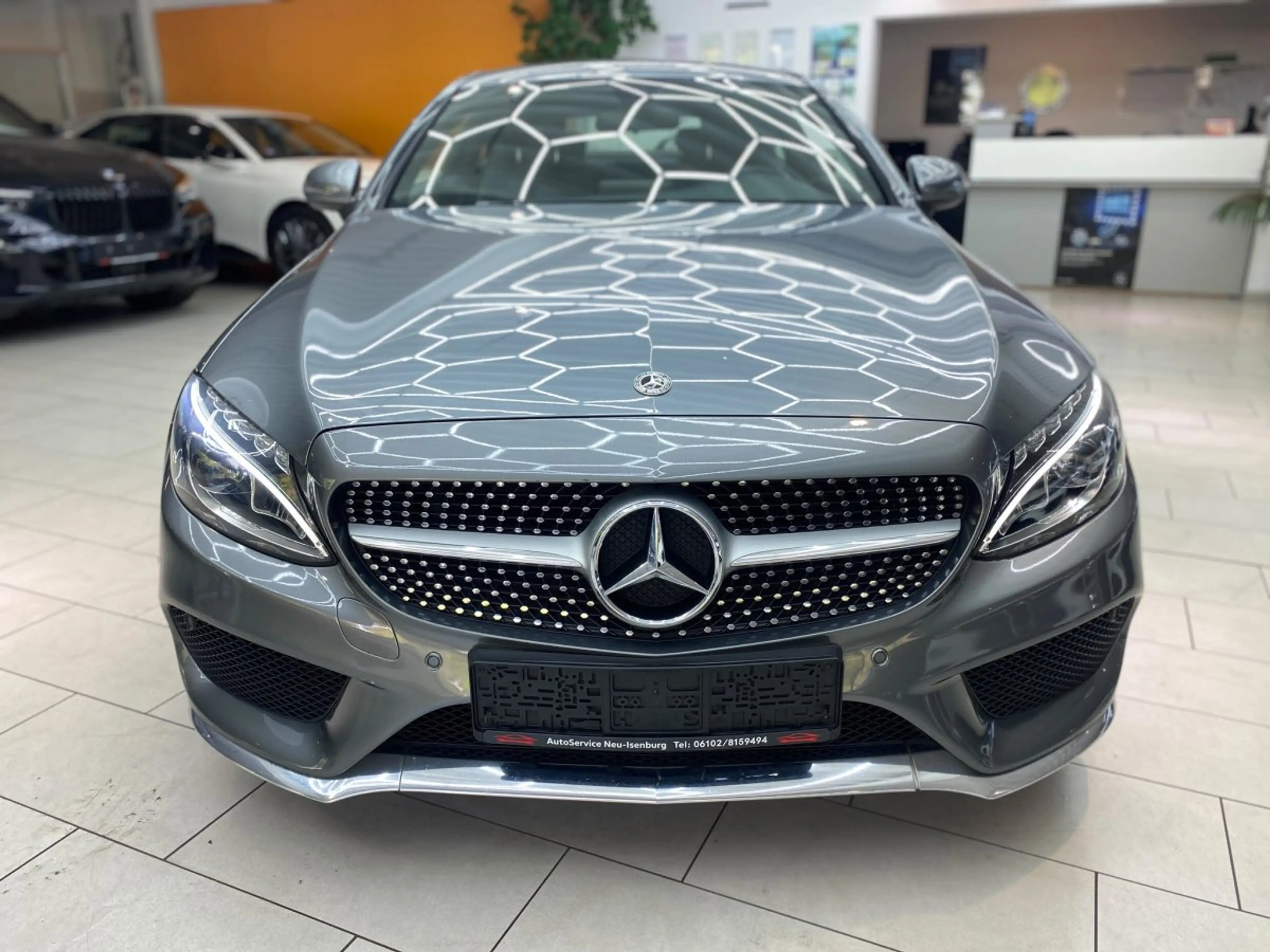 Mercedes-Benz C 180 AMG Line Leder Navi RueFaKa Tempo Keyless PDC S&S — photo 2