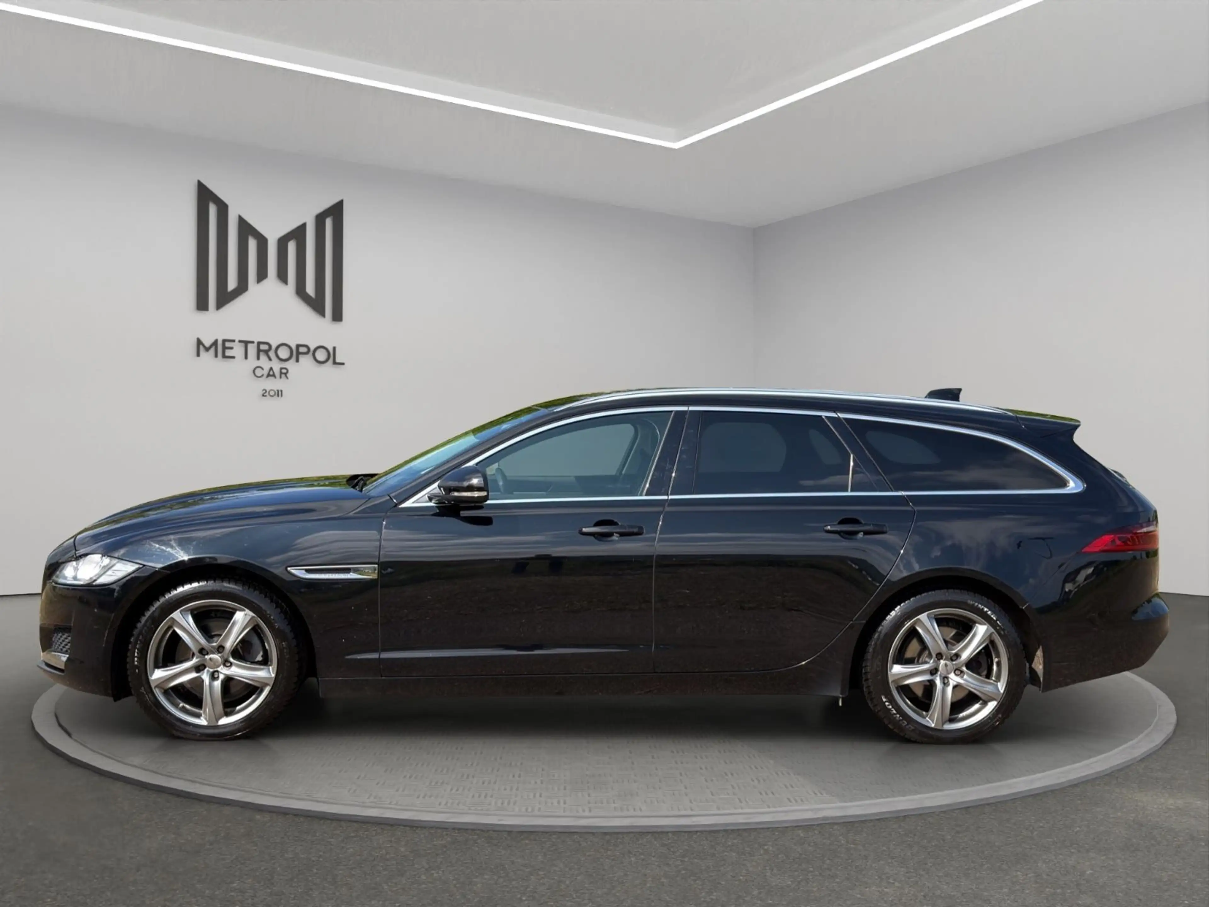 Jaguar XF 25d Sportbrake AWD Nav*Garantie*Finanzierung* — photo 2