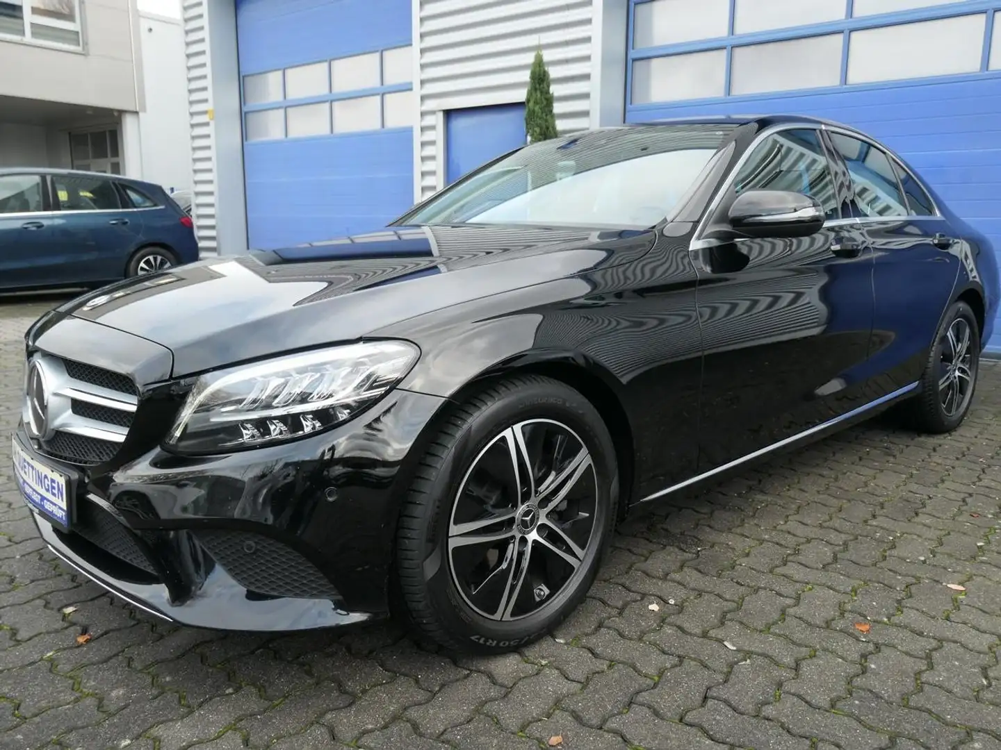 Mercedes-Benz C 220 C-Klasse 9G-TRONIC Avantgarde Top Zustand! Schwarz - 1