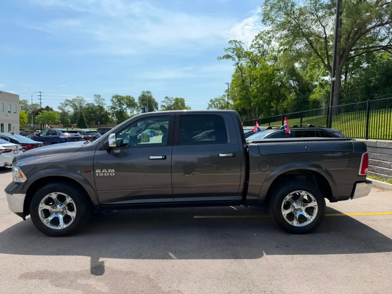 RAM 1500 снимка RAM 1500