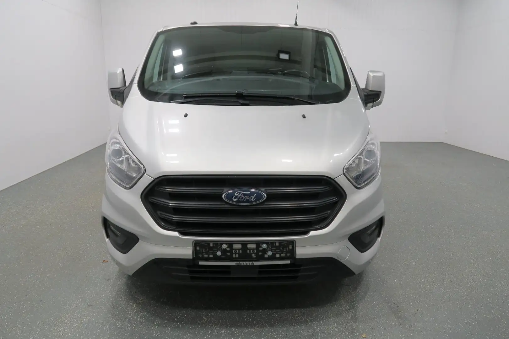 Ford CUSTOM 2.0 ECO BLUE 3.0t |MY19|1Hd|96kW|NAVI|PDC Silber - 2