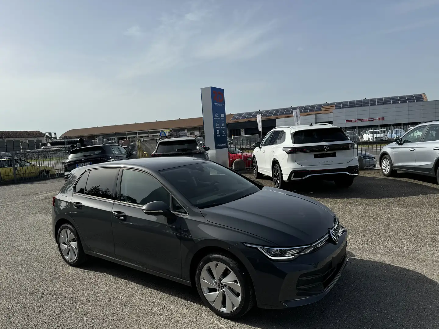 Volkswagen Golf 8.5 // ED. PLUS // 1.5eTSI - 115CV // NEW 2024 Argento - 1