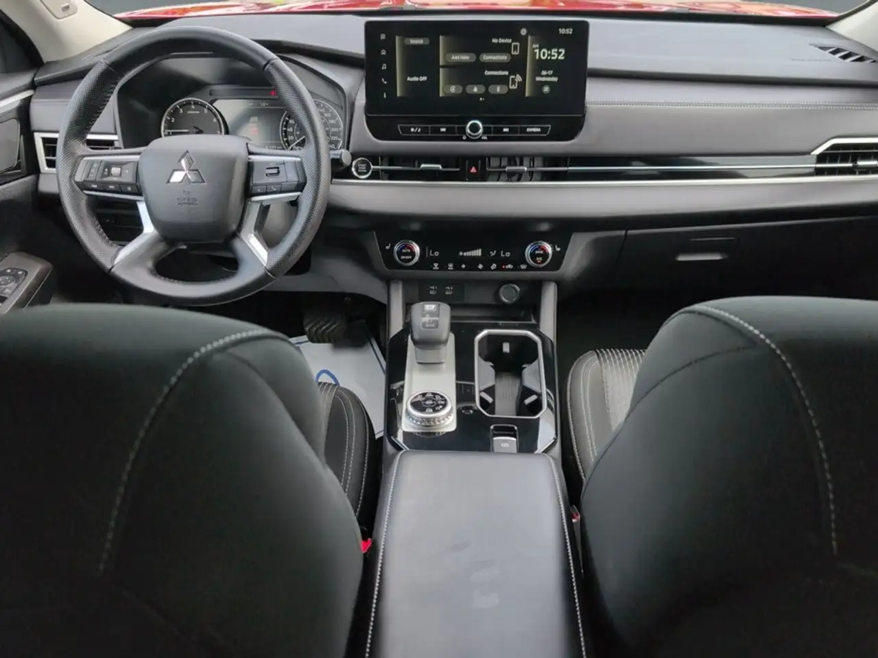 Mitsubishi Outlander снимка Mitsubishi Outlander