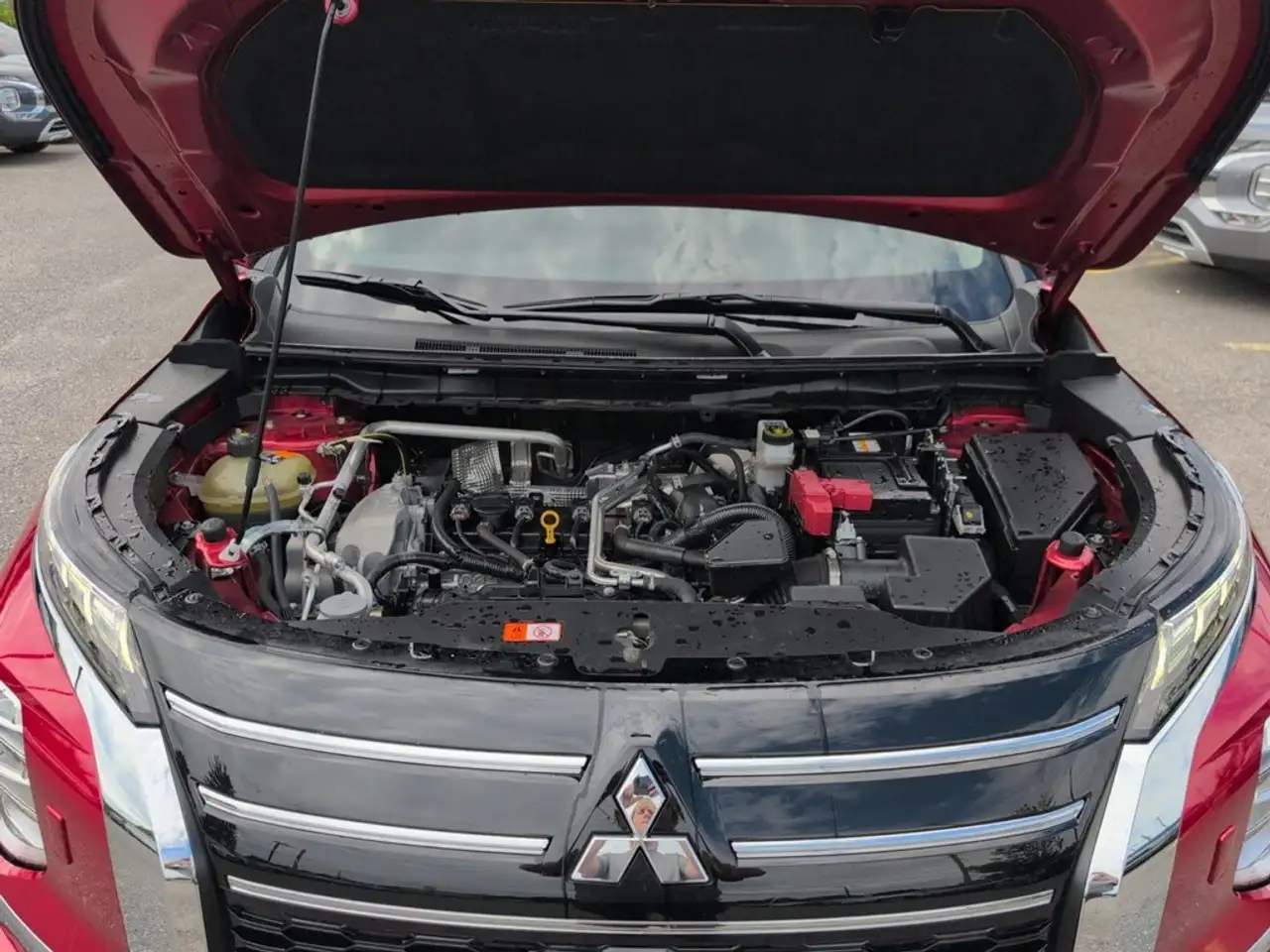 Mitsubishi Outlander снимка Mitsubishi Outlander