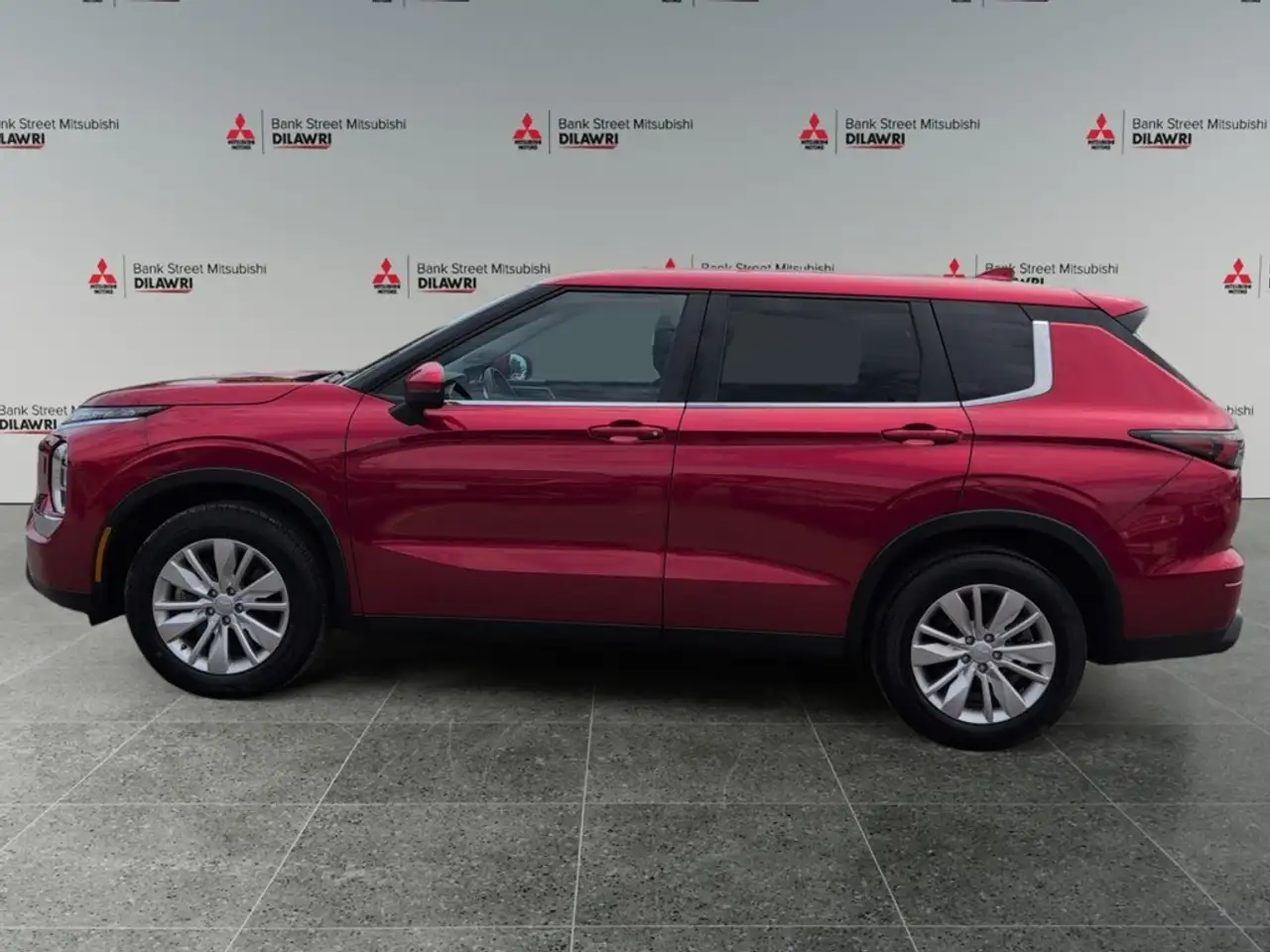 Mitsubishi Outlander снимка Mitsubishi Outlander