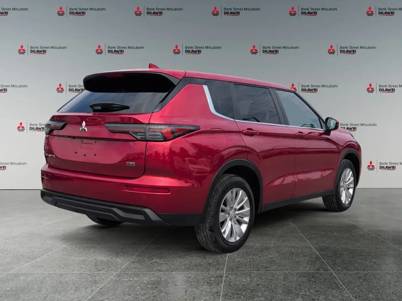 Mitsubishi Outlander снимка Mitsubishi Outlander