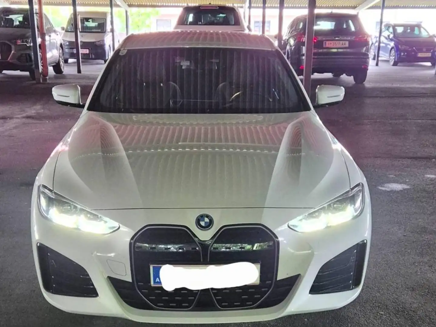 BMW i4 i4 Gran Coupe eDrive35 67kWh Weiß - 1