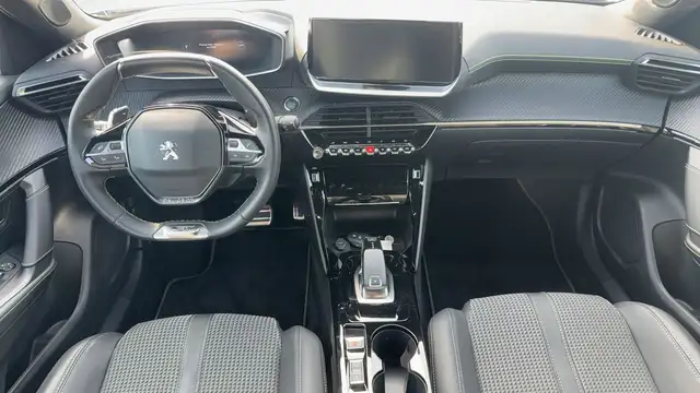Peugeot 2008 view 11