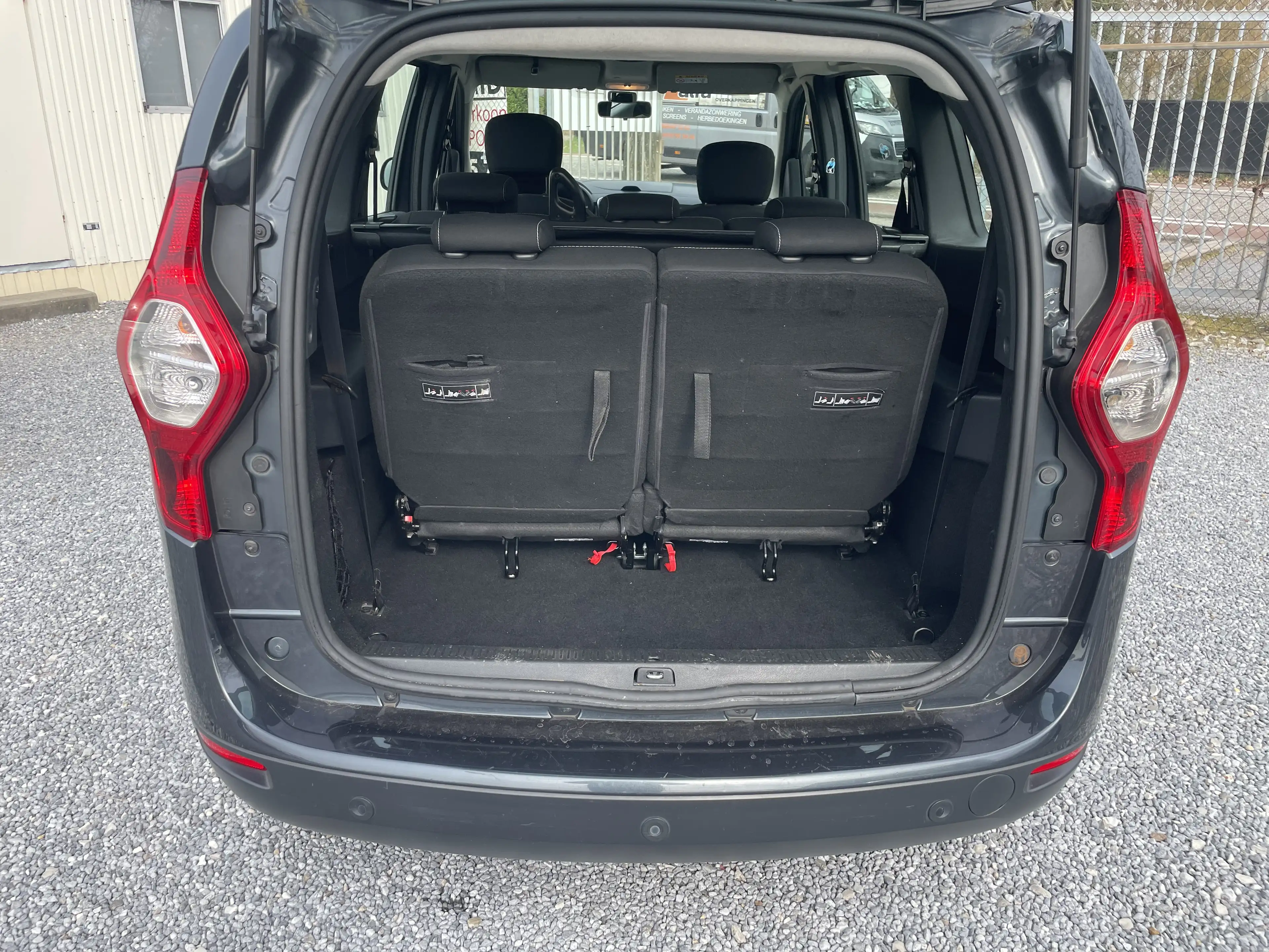 Dacia Lodgy Lodgy 1.3 TCe Comfort 7pl. (EU6.2) Navi Garantie — photo 8