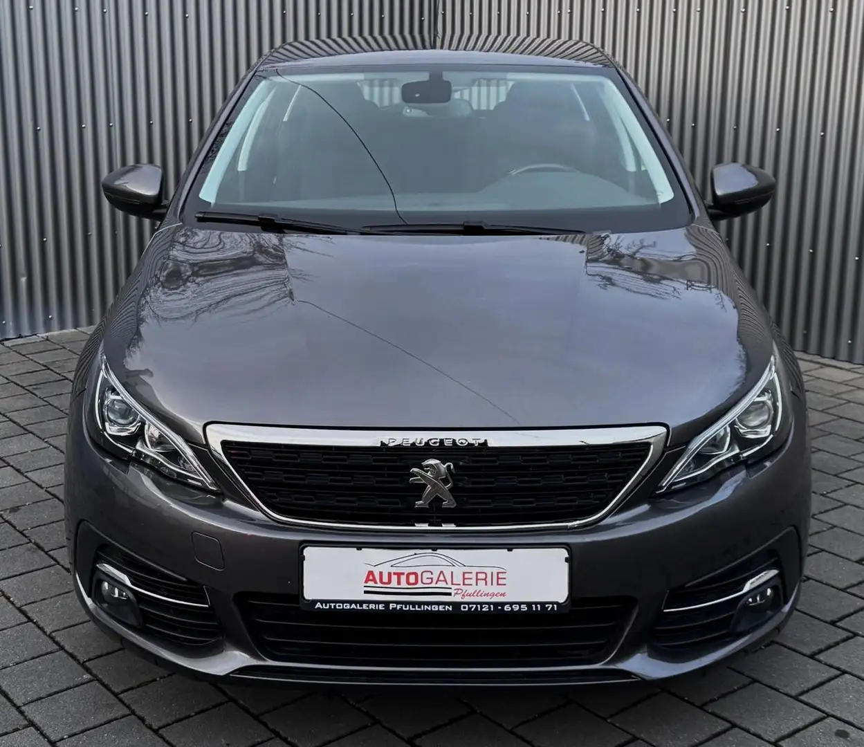 Peugeot 308 Active Pack Tempomat 1.Hand Grau - 2