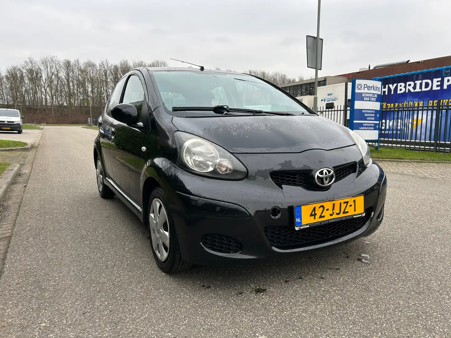 Toyota Aygo 1.0-12V Comfort Schwarz - 2