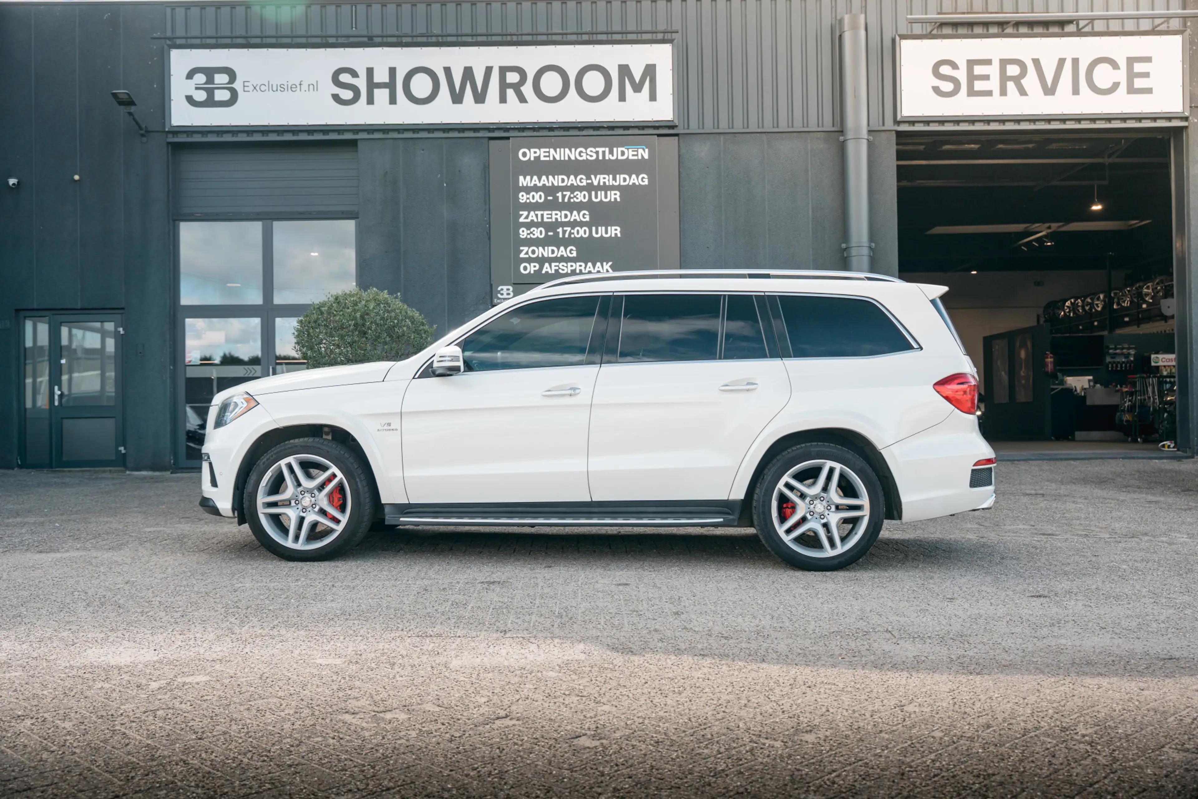 Mercedes-Benz GL 63 AMG | PANORAMA | 360° CAMERA | AIRMATIC | LEDER | STOE — photo 6