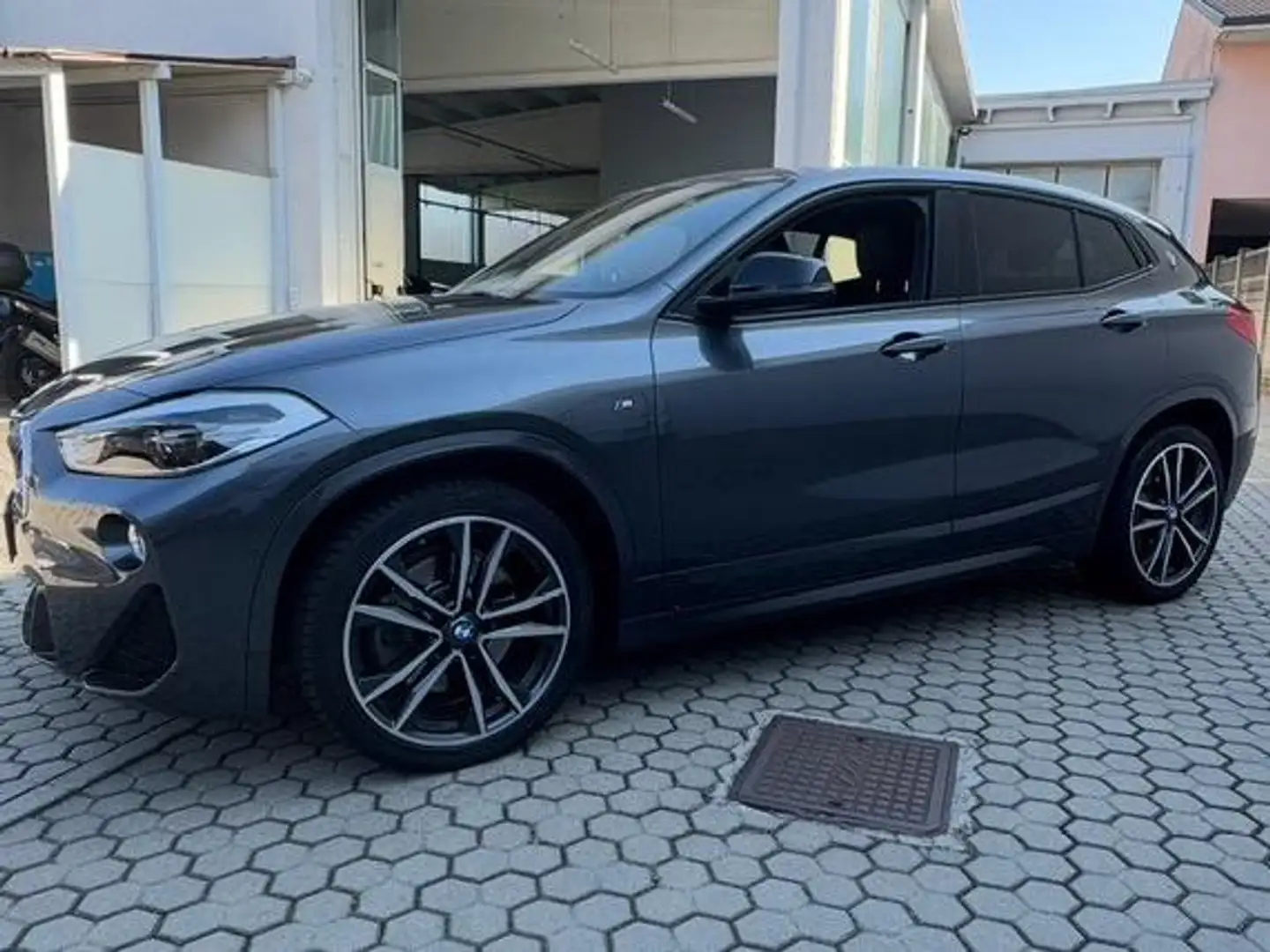 BMW X2 X2 F39 sdrive20i Msport 192cv auto Gri - 1