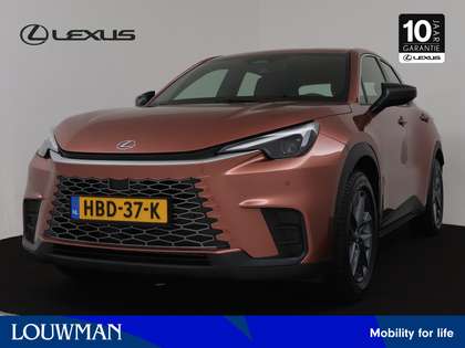 Lexus LBX Standaard | Comfort & Safety Pack | All-season ban