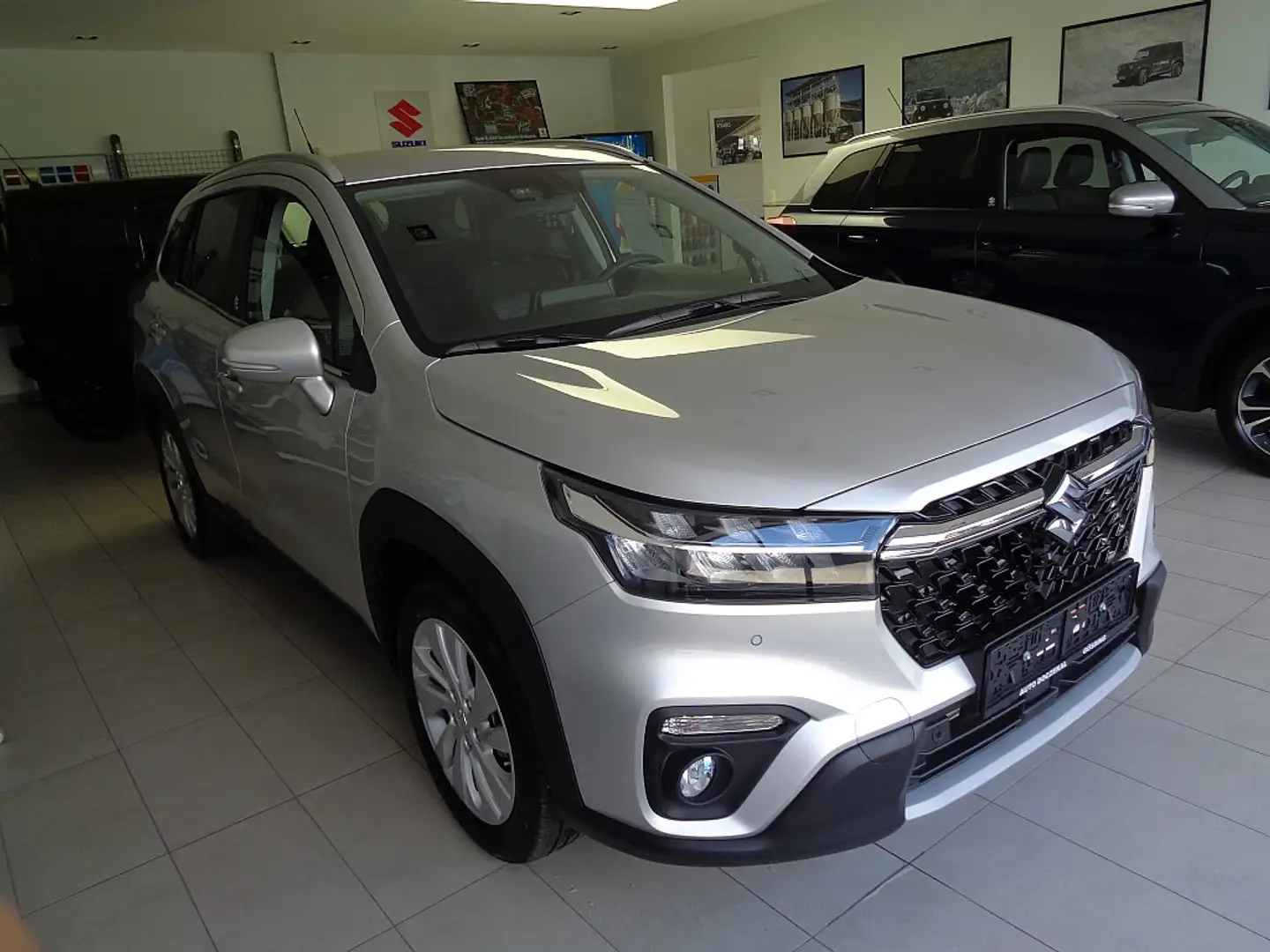 Suzuki S-Cross 1,4 GL+ DITC Hybrid ALLGRIP shine Silber - 1