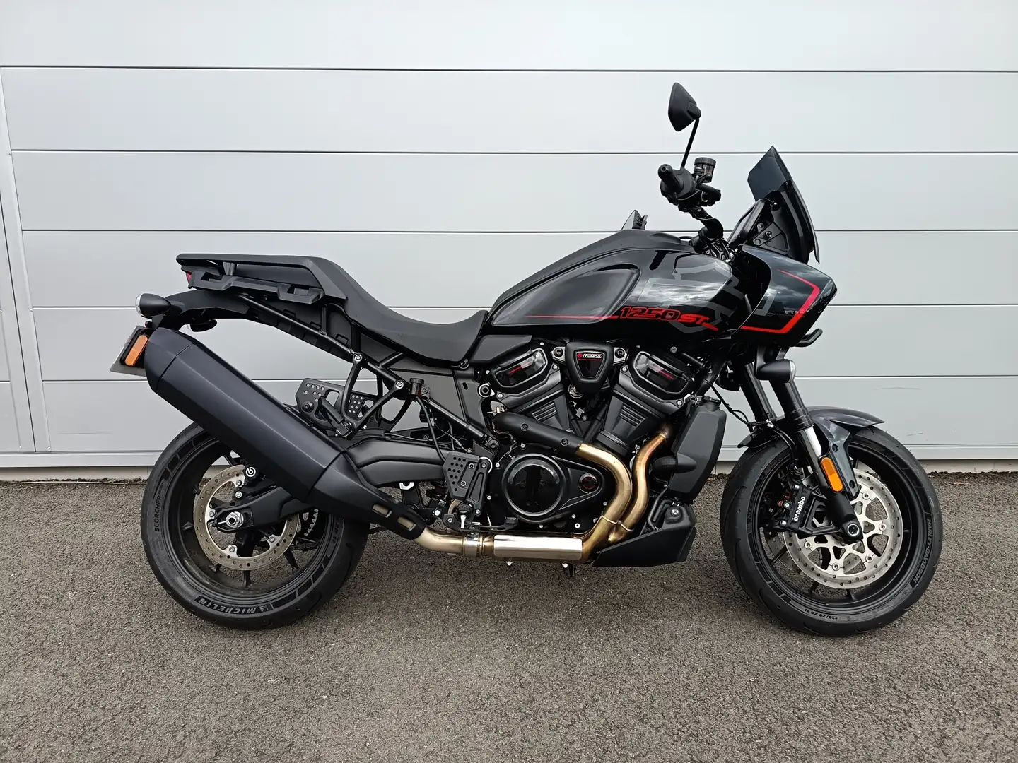 Harley-Davidson Pan America Noir - 1