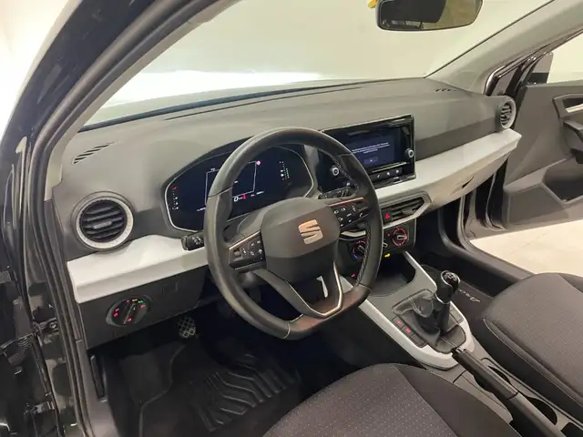 Seat Arona view 15