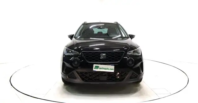 Seat Arona view 2