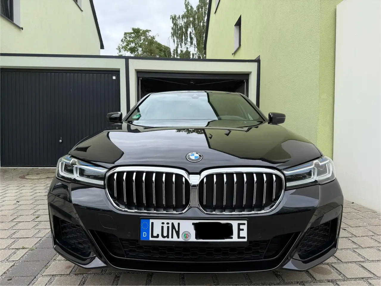 BMW 530
