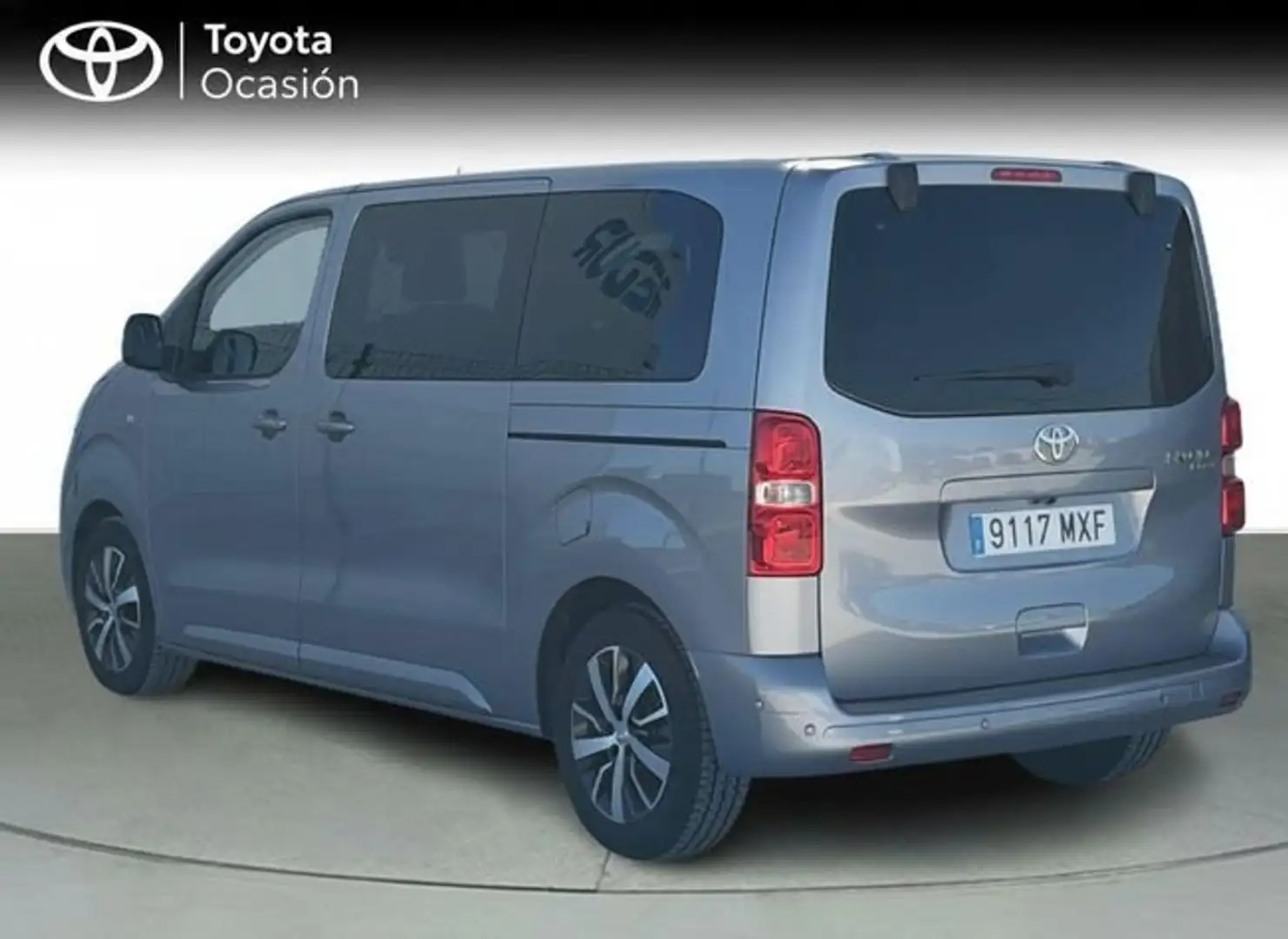 Toyota Proace 2.0D 145CV 6MT Shuttle L1 VX Gris - 2