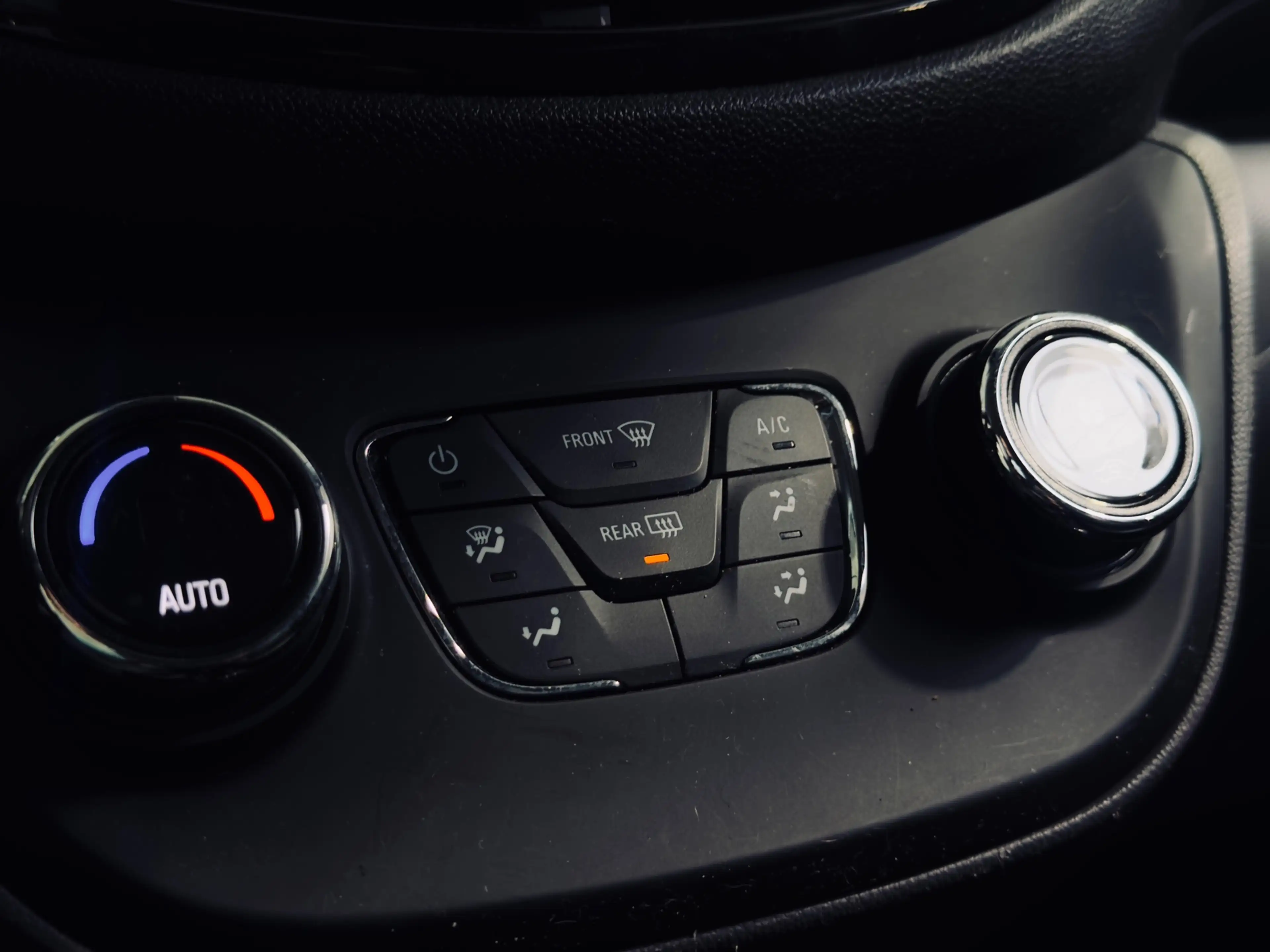 Opel Karl 1.0 ecoFLEX Innovation Apple CarPlay — photo 14