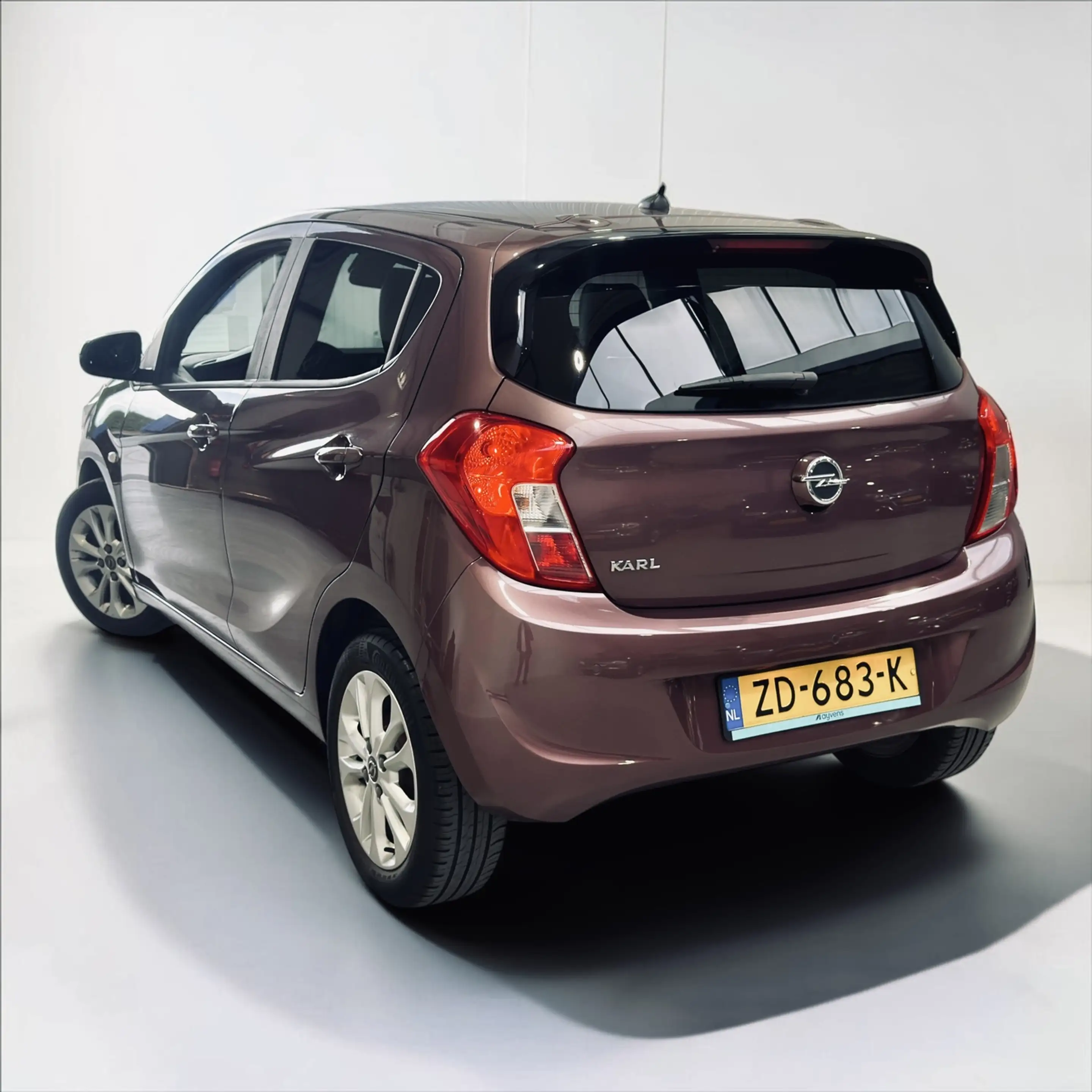 Opel Karl 1.0 ecoFLEX Innovation Apple CarPlay — photo 7