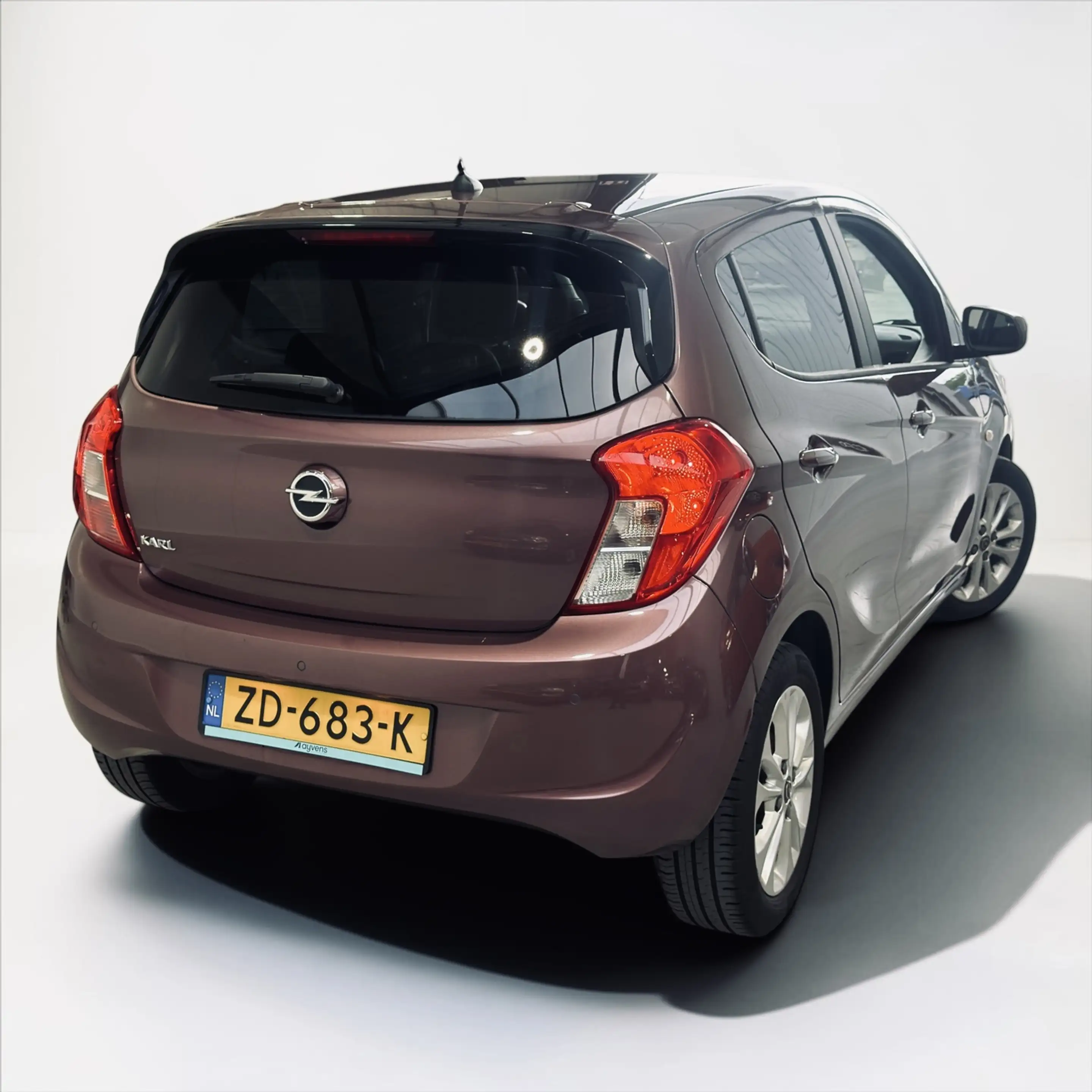 Opel Karl 1.0 ecoFLEX Innovation Apple CarPlay — photo 6