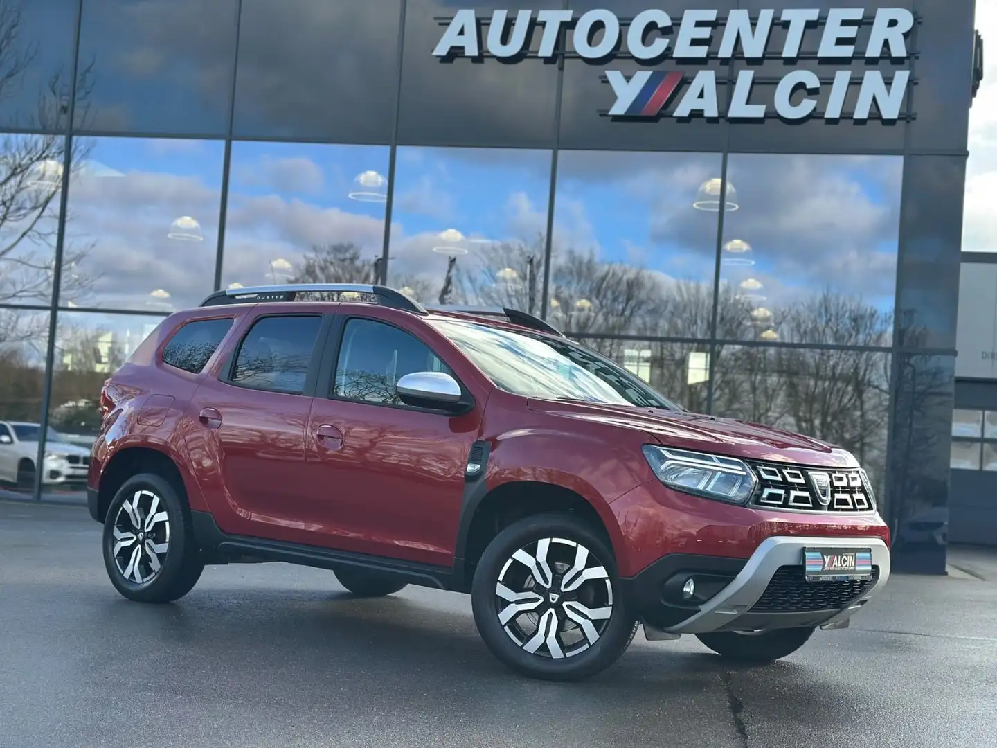 Dacia Duster TCe 100 ECO-G 2WD Prestige 1.H/S-H/NAV/SH Rot - 1