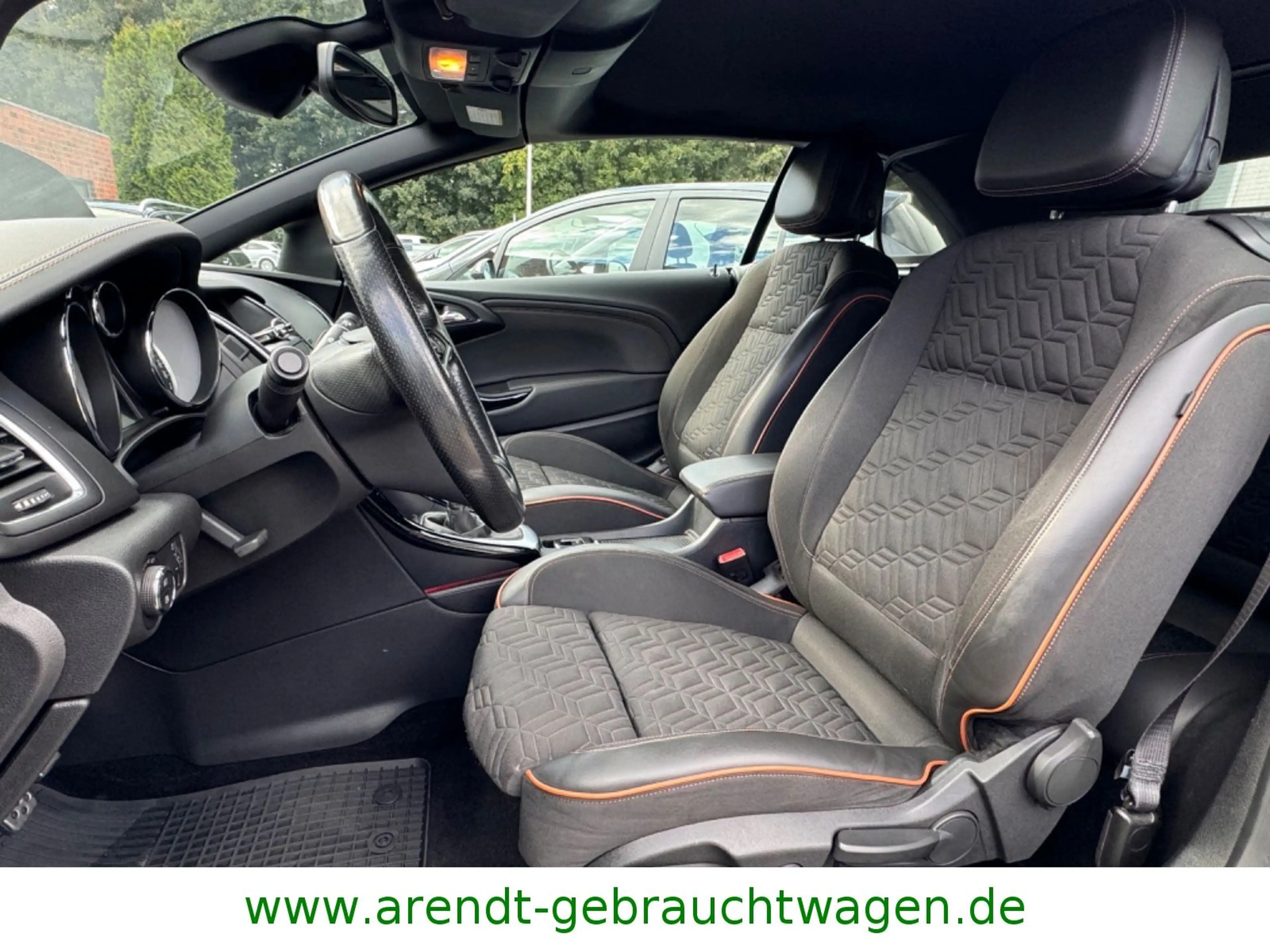 Opel Cascada Innovation *Bi-Xenon/Navi/PDC* — photo 9