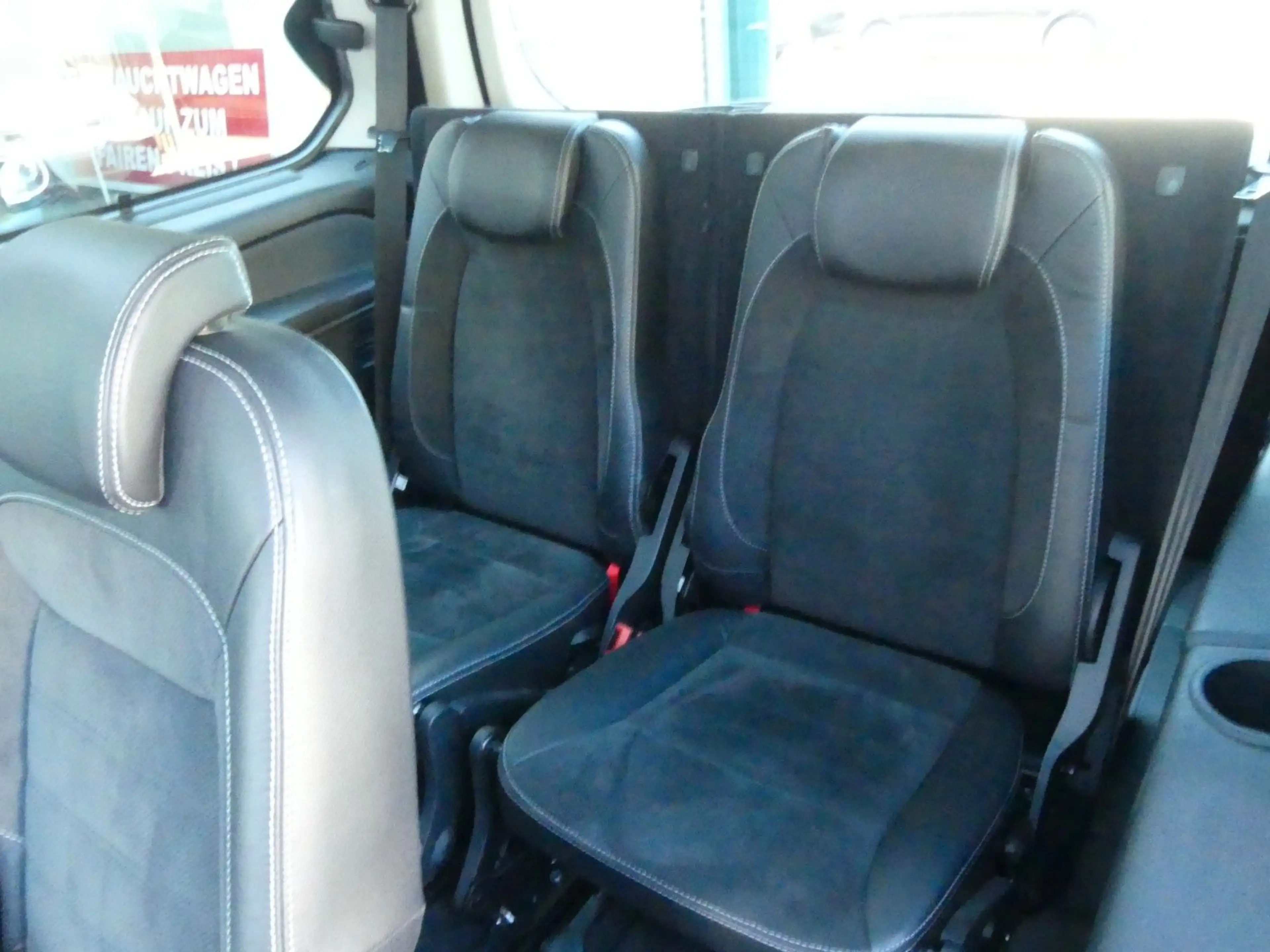 Ford Galaxy Titanium 7-Sitzer — photo 15