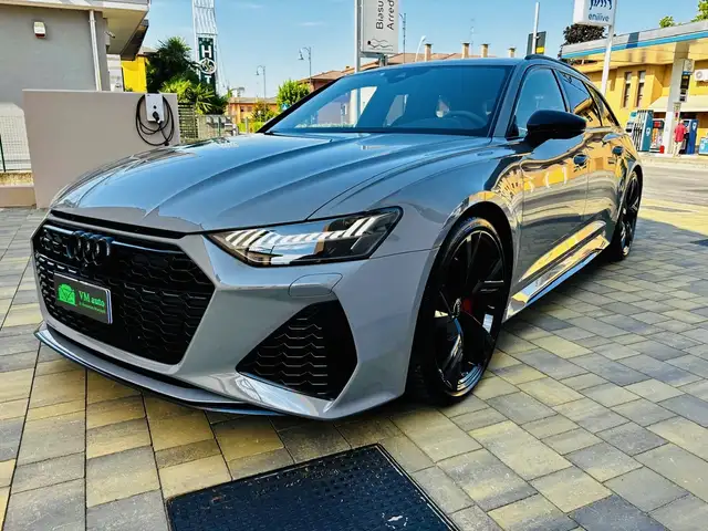 Audi RS6