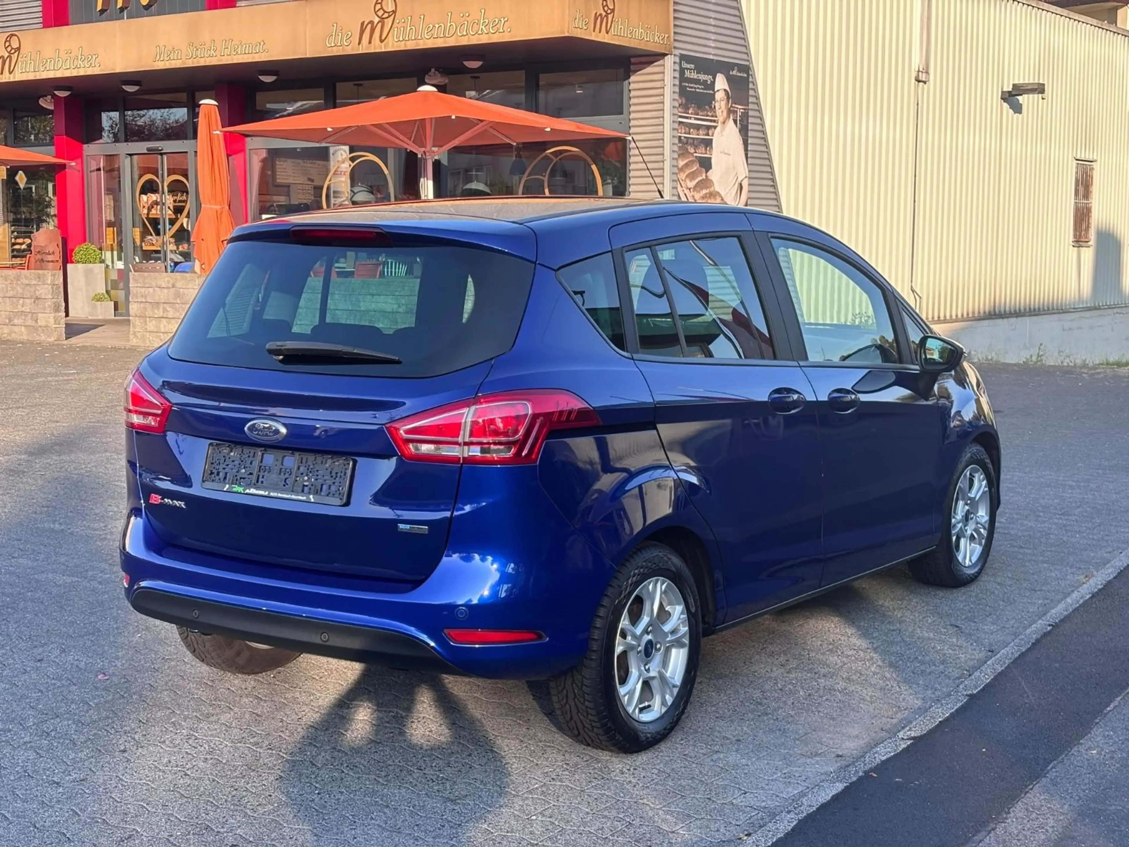 Ford B-Max Sync Edition **NAVI*KLIMA*SHZ** — photo 8