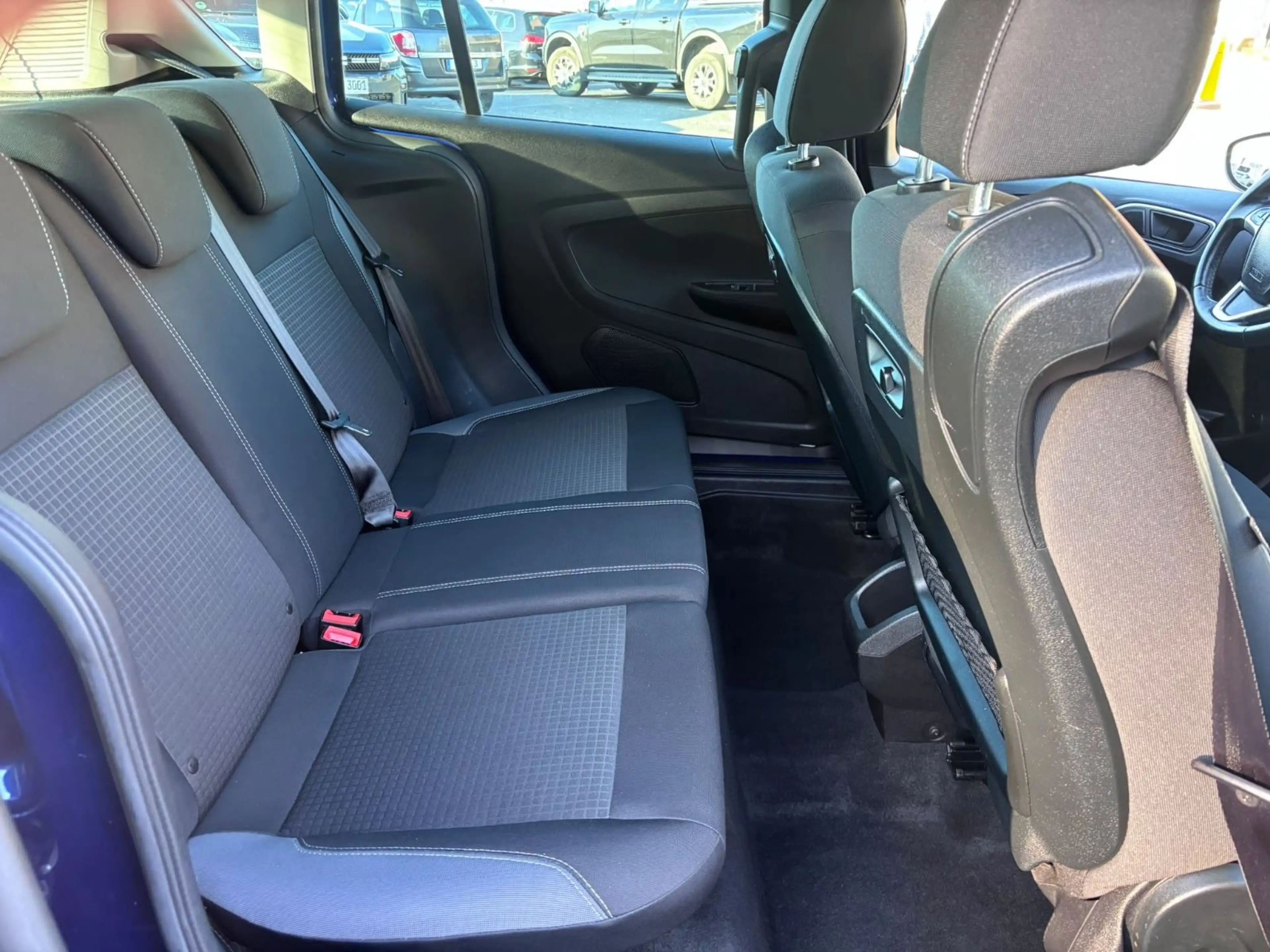 Ford B-Max Sync Edition **NAVI*KLIMA*SHZ** — photo 13