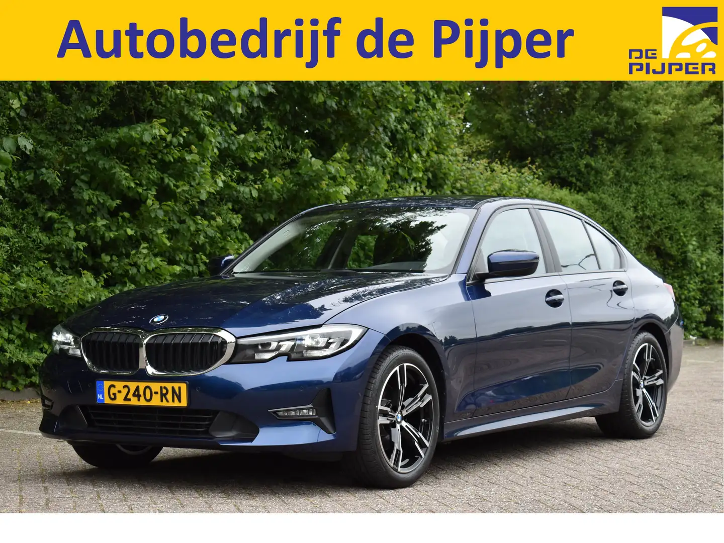 BMW 320 3-serie 320i Executive Edition NL-AUTO, DIGITALE T Blauw - 1