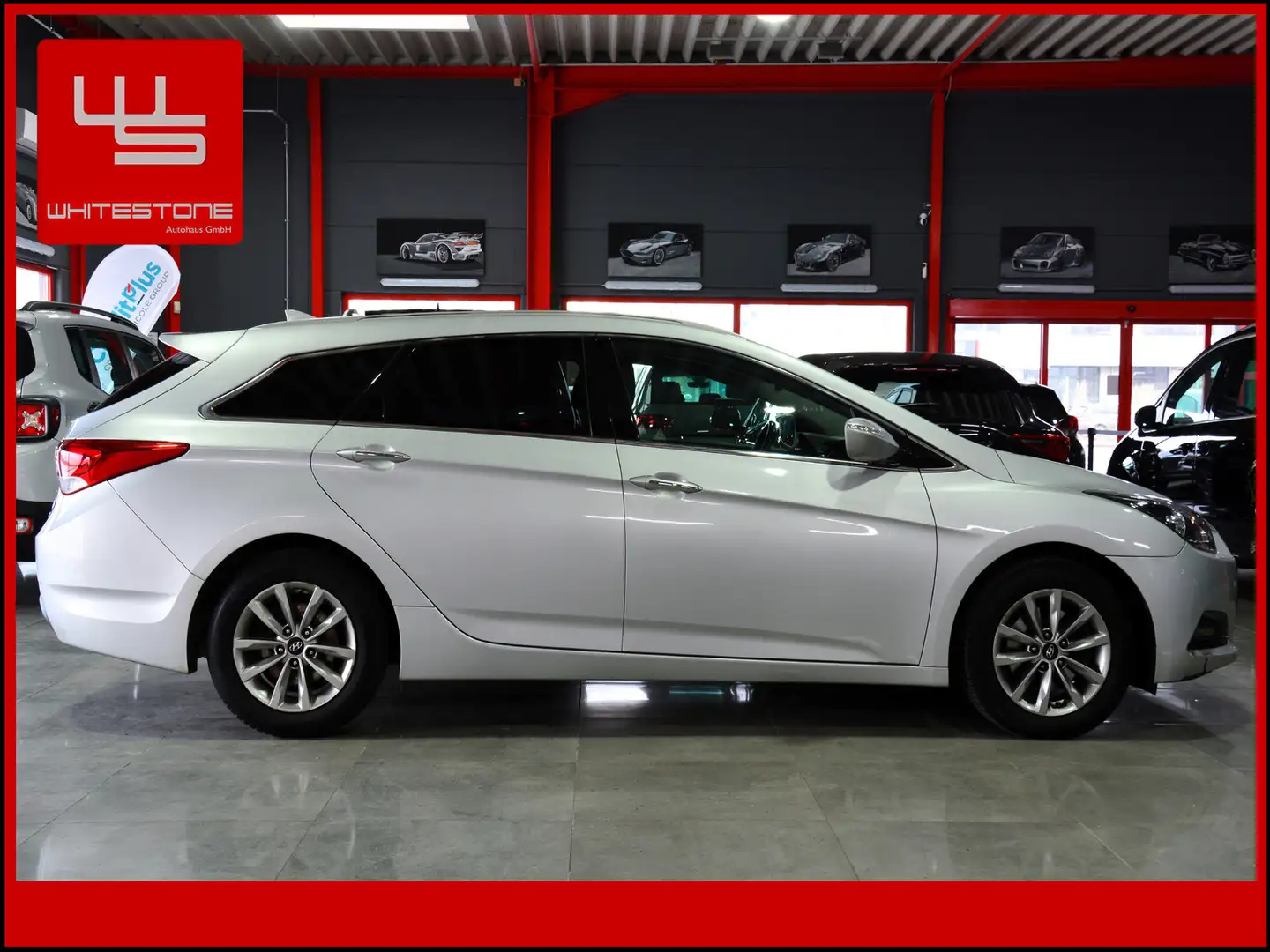 Hyundai i40 cw Trend Blue Navi Kamera LED Shzg Klimaaut Silber - 2