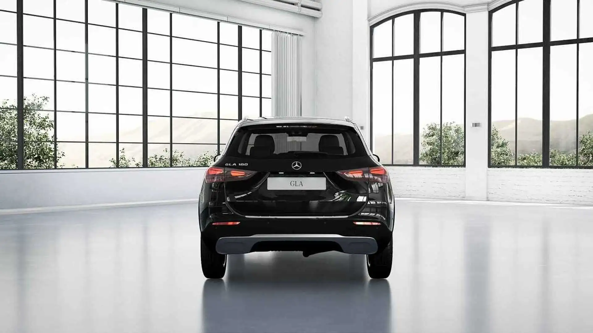 Mercedes-Benz GLA 180 ESSENTIAL LINE Negru - 2