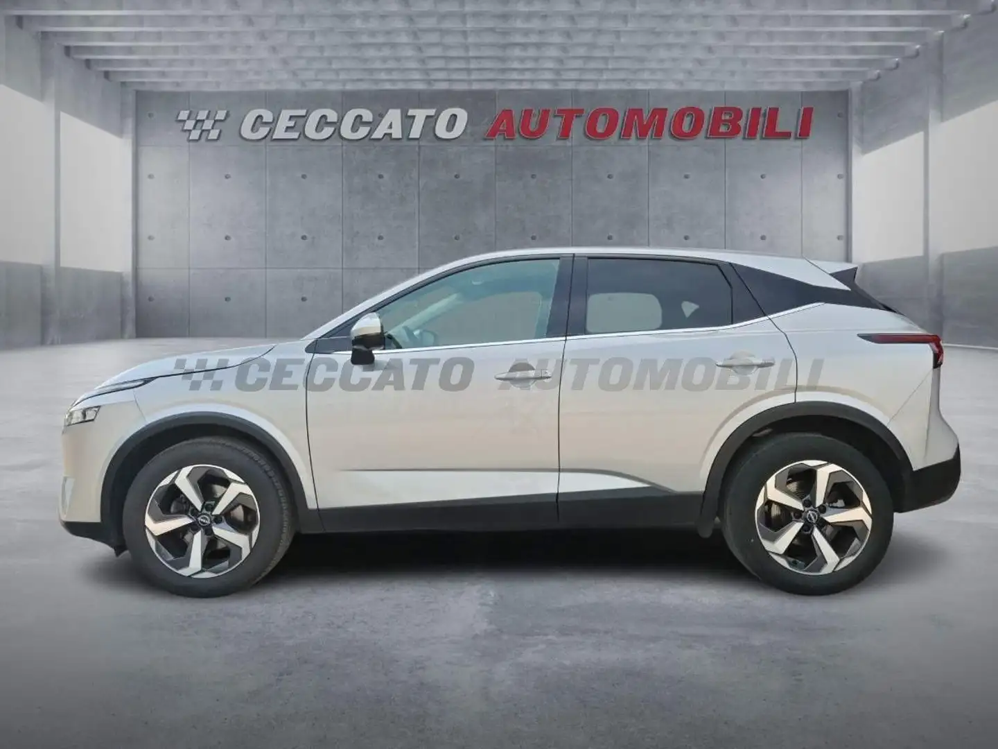 Nissan Qashqai Qashqai 1.3 mhev N-Connecta 2wd 158cv xtronic Gris - 2