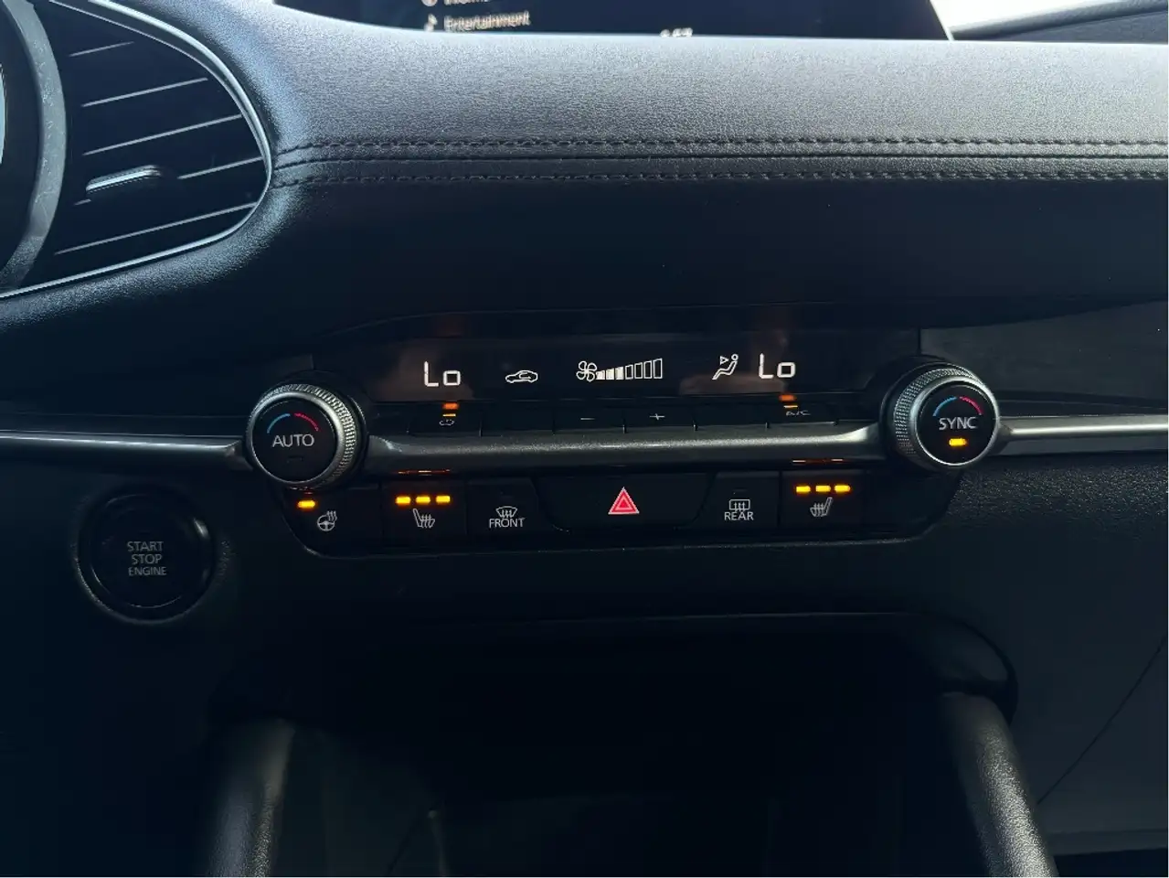 Mazda 3 снимка Mazda 3